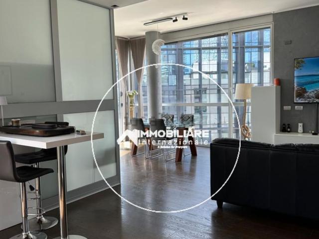 Appartamento in affitto di 90 m² in Corso Como, 14