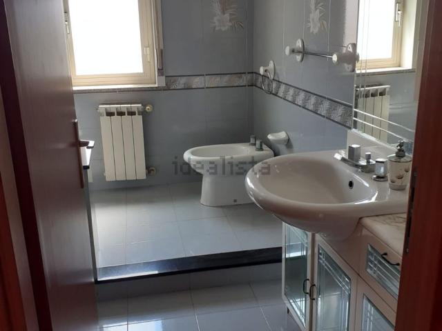 Appartamento in affitto di 90 m² in Piazza siena