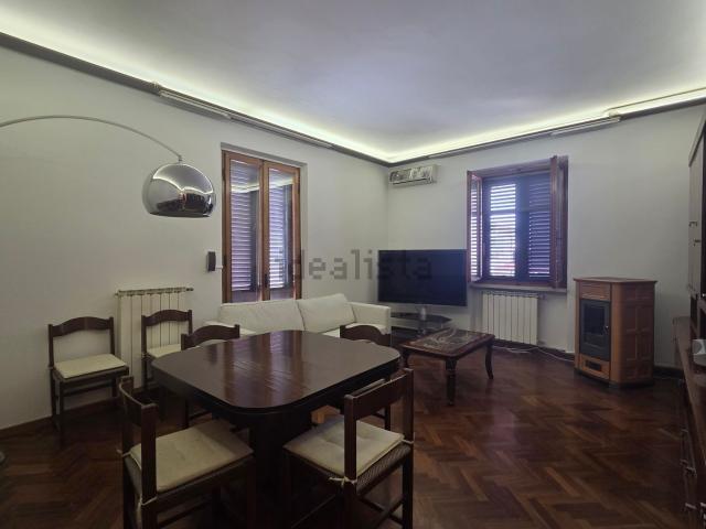 Appartamento in affitto di 90 m² in Traversa Vicinale