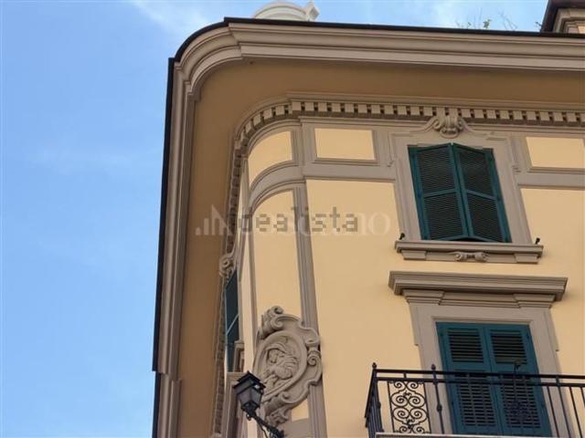 Appartamento in affitto di 90 m² in Via Tortona
