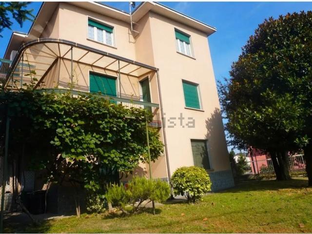Appartamento in affitto di 90 m² in Via Umberto I
