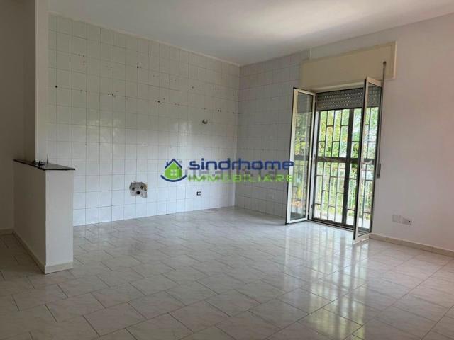 Appartamento in affitto di 90 m² in Via Vito Moyo