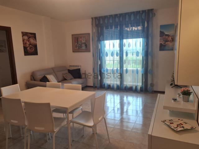 Appartamento in affitto di 90 m² in Via vivaldi, 34