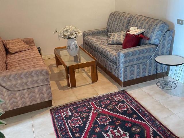 Appartamento in affitto di 90 m² in Via Zamosch