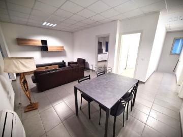 Appartamento in affitto di 90 m² in Via Zermanesa, 70