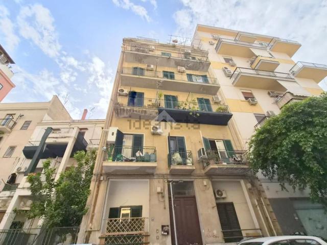 Appartamento in affitto di 90 m² in Via Alessio Narbone, 17