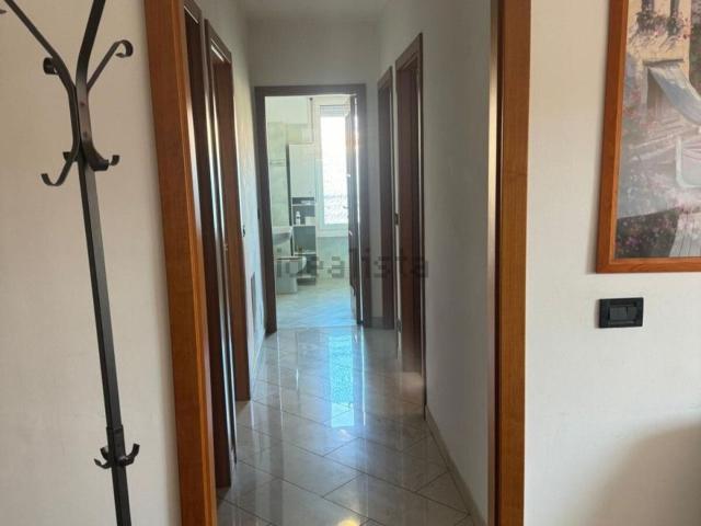 Appartamento in affitto di 90 m² in Via alla Fiumara