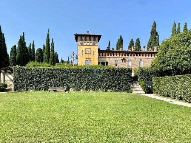 Appartamento in affitto di 90 m² in Via Angelo Omodeo