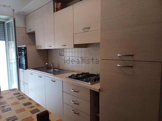 Appartamento in affitto di 90 m² in Via Basilicata