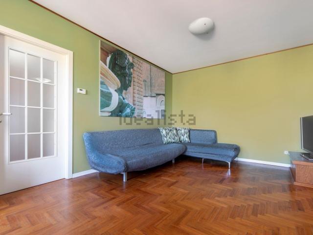 Appartamento in affitto di 90 m² in Via Battindarno, 13