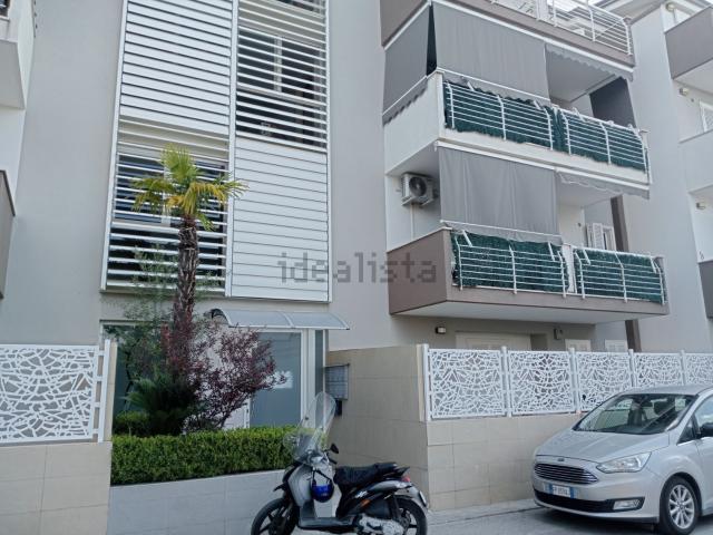 Appartamento in affitto di 90 m² in Via Benedetto Croce, 14