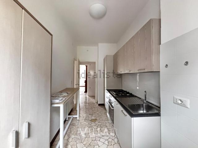 Appartamento in affitto di 90 m² in Via Bengasi, 2