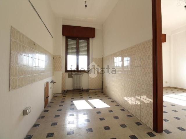 Appartamento in affitto di 90 m² in Via Bergamo, 3
