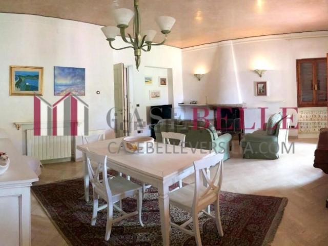Appartamento in affitto di 90 m² in Via C. Cavour, 10