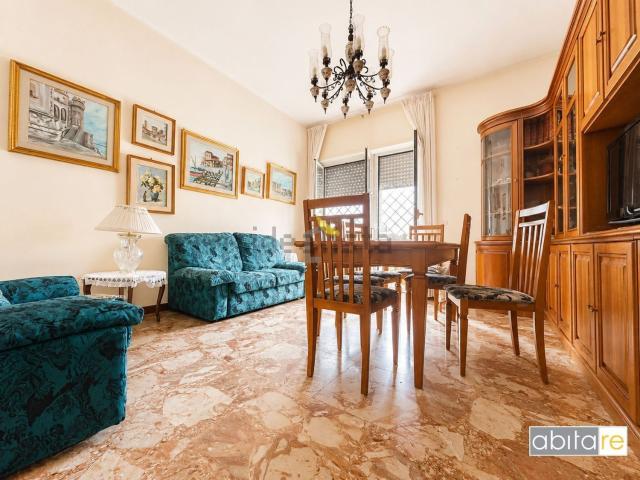 Appartamento in affitto di 90 m² in Via Capitano Dante Canducci