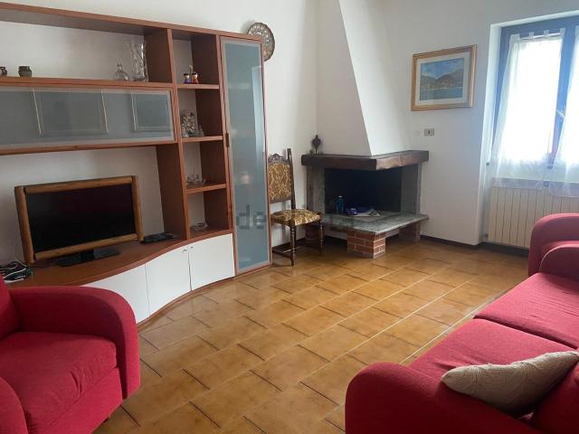 Appartamento in affitto di 90 m² in Via Casere di Balisio, 2