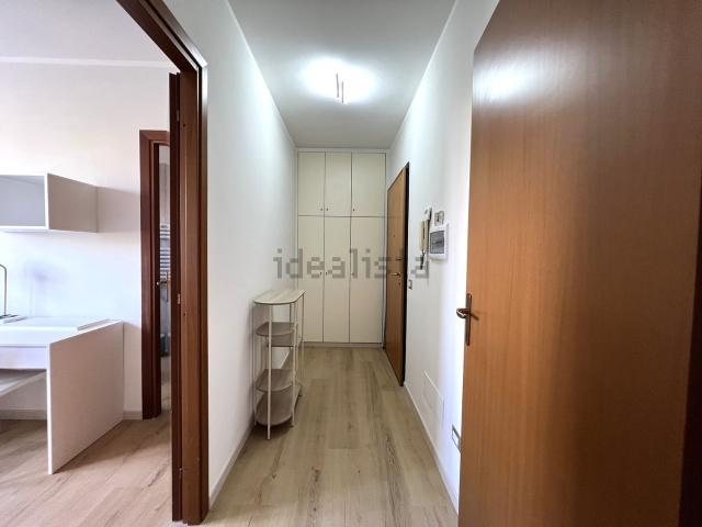 Appartamento in affitto di 90 m² in Via Cenina