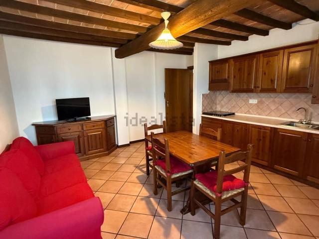 Appartamento in affitto di 90 m² in Via Claudia, 277