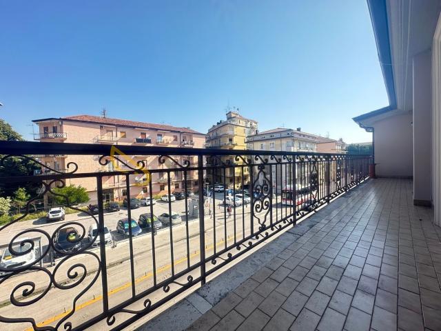 Appartamento in affitto di 90 m² in Via Cristoforo Colombo