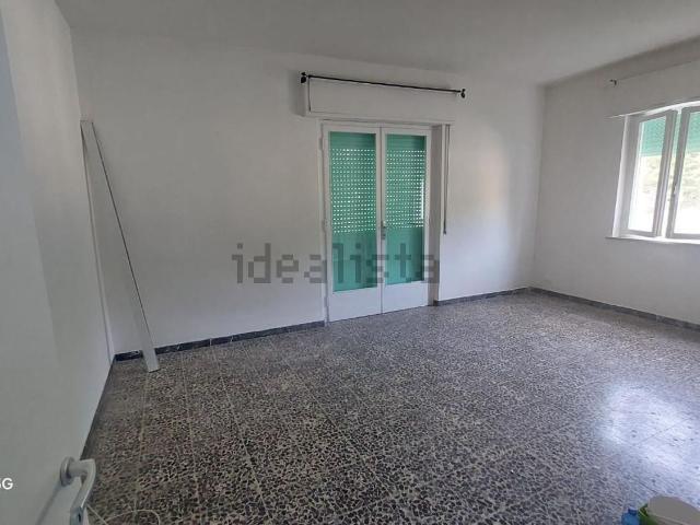 Appartamento in affitto di 90 m² in Via dei Riale