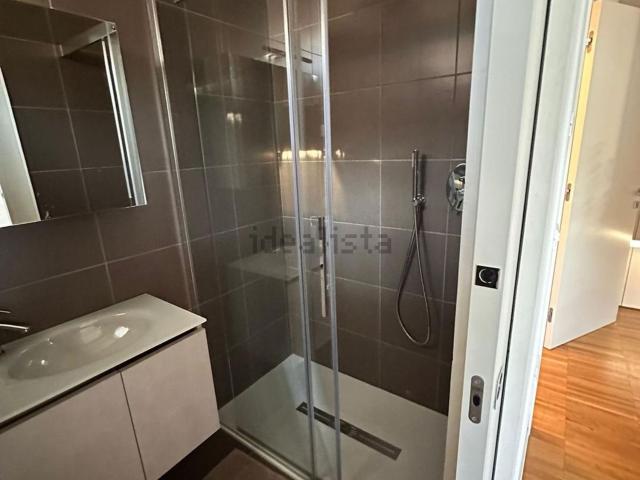 Appartamento in affitto di 90 m² in Via del Correggio, 11