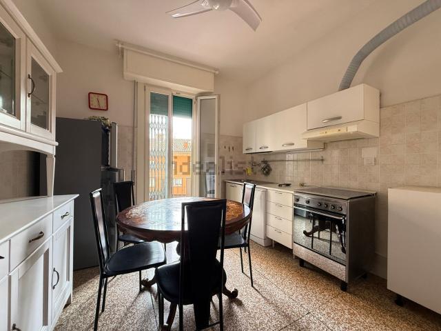 Appartamento in affitto di 90 m² in Via del Pratello, 97