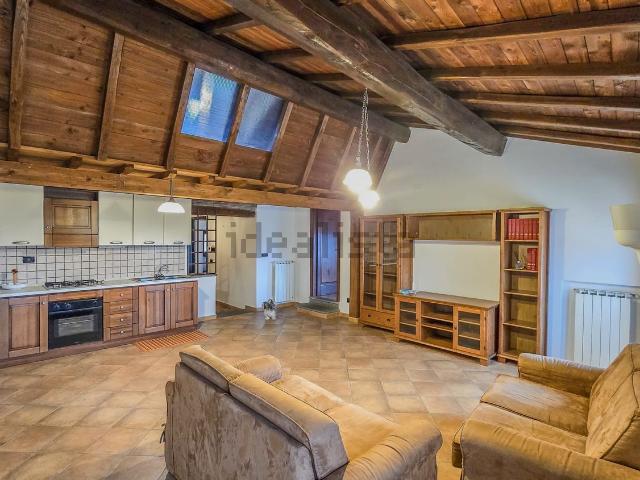 Appartamento in affitto di 90 m² in Via dell&apos Indipendenza