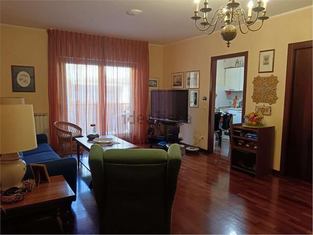 Appartamento in affitto di 90 m² in Via della Mina, 15