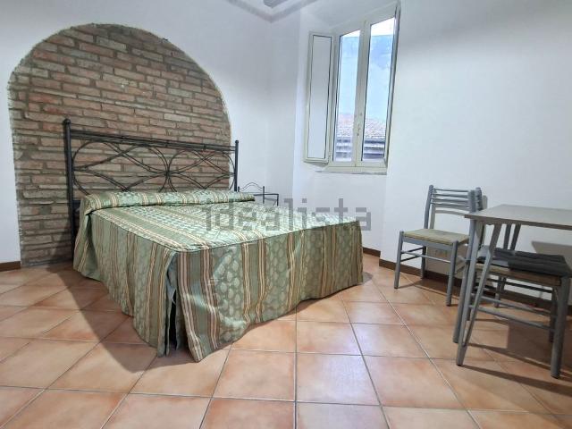 Appartamento in affitto di 90 m² in Via della Pettinara