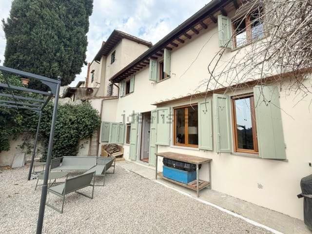 Appartamento in affitto di 90 m² in Via di Santa Margherita a Montici