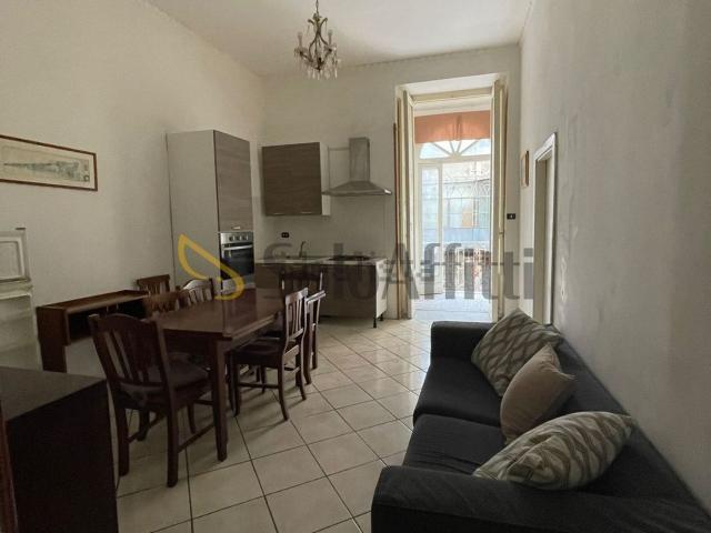 Appartamento in affitto di 90 m² in Via Duomo, 184