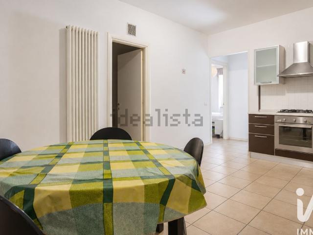Appartamento in affitto di 90 m² in Via Enrico Cialdini, 62