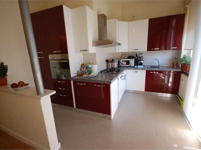 Appartamento in affitto di 90 m² in Via Evangelista Torricelli, 19