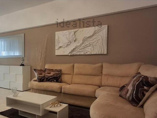 Appartamento in affitto di 90 m² in Via Flavio Stilicone