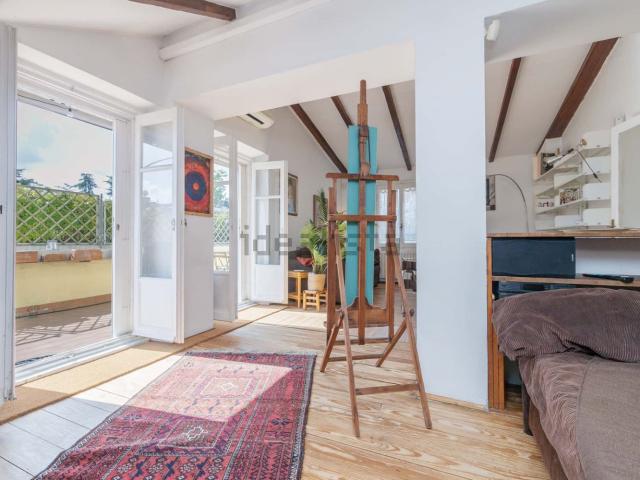 Appartamento in affitto di 90 m² in Via Francesco Albani, 41