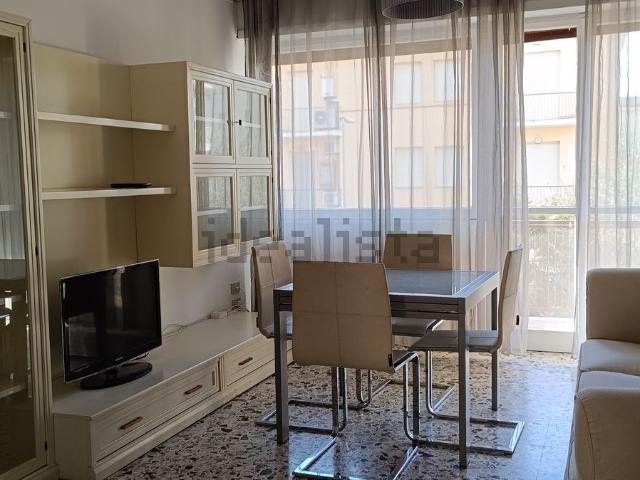 Appartamento in affitto di 90 m² in Via Francesco Petrarca