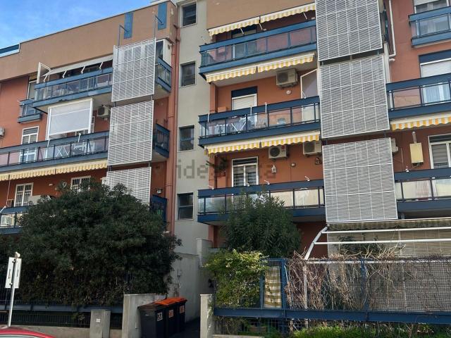 Appartamento in affitto di 90 m² in Via Gabriele D&apos Annunzio, 9