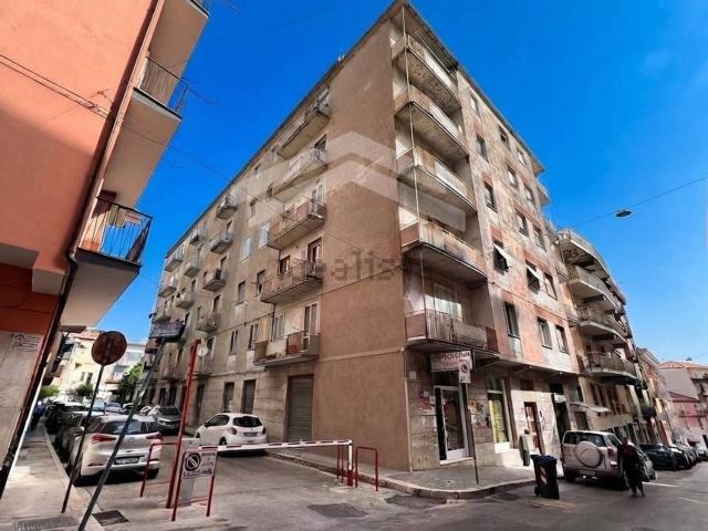 Appartamento in affitto di 90 m² in Via Giuseppe Zurlo