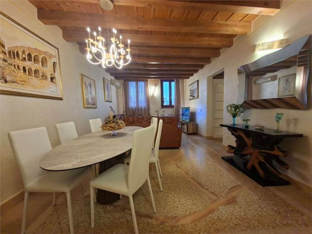 Appartamento in affitto di 90 m² in Via Giuseppe Mazzini
