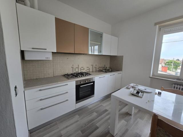 Appartamento in affitto di 90 m² in Via Grumello