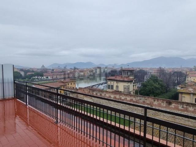 Appartamento in affitto di 90 m² in Via Guglielmo Romiti, 56125