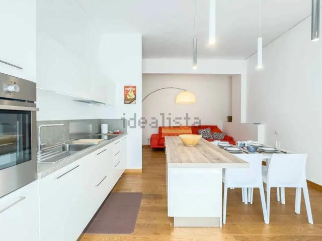 Appartamento in affitto di 90 m² in Via Ippolito Nievo, 10