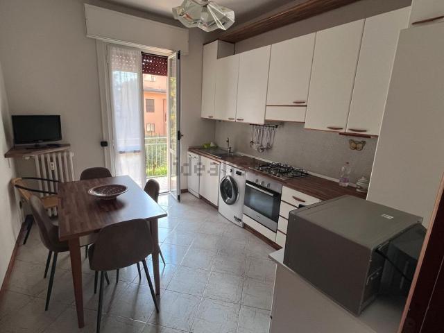 Appartamento in affitto di 90 m² in Via L. Galvani, 19