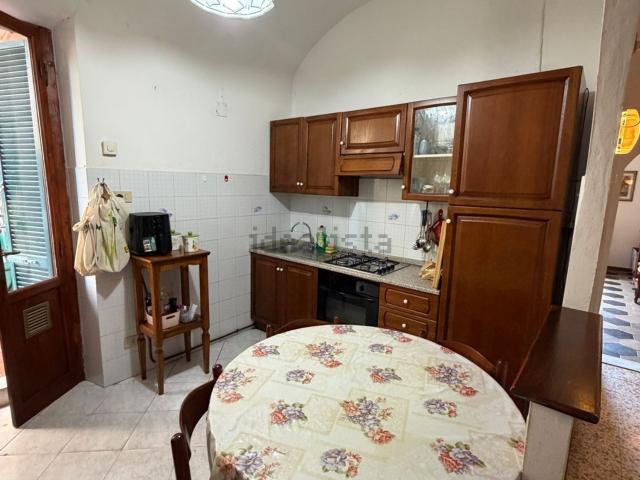 Appartamento in affitto di 90 m² in Via la Tinta