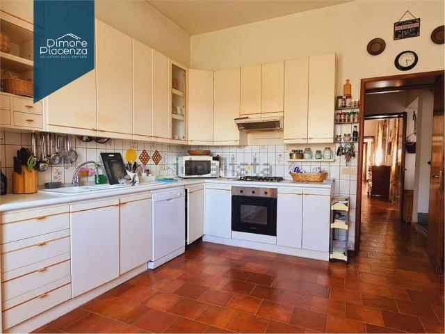 Appartamento in affitto di 90 m² in Via Lodigiani Via