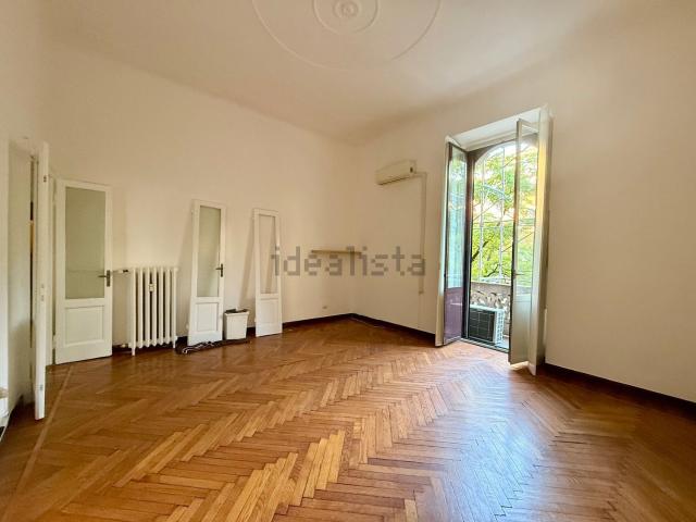 Appartamento in affitto di 90 m² in Via Losanna, 14