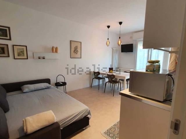 Appartamento in affitto di 90 m² in Via M. Ferrazzi, 9