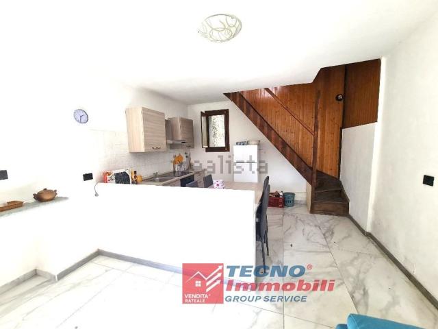 Appartamento in affitto di 90 m² in Via Martin Vincenzo, 4