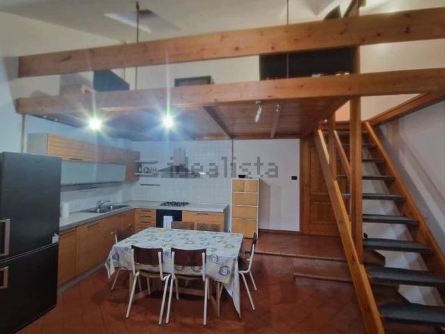 Appartamento in affitto di 90 m² in Via Mascarella, 100