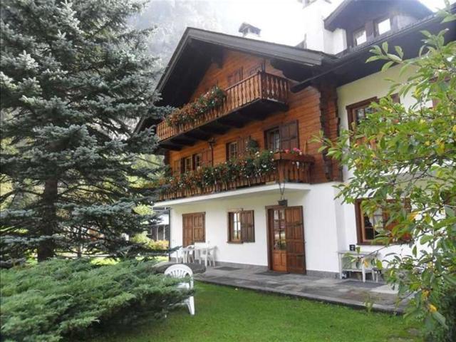 Appartamento in affitto di 90 m² in Via Monte Rosa, 188